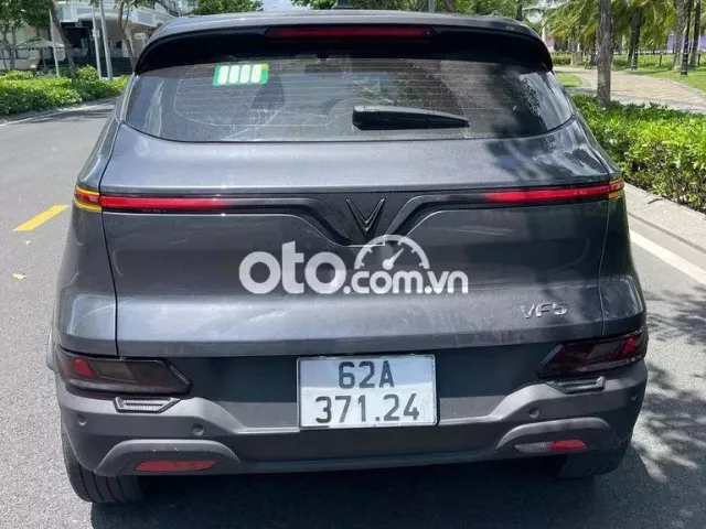 Em Cần Bán Vinfast VF5 2023(xe xuất hoá đơn cty)0 Em Cần Bán Vinfast VF5 2023(xe xuất hoá đơn cty)0