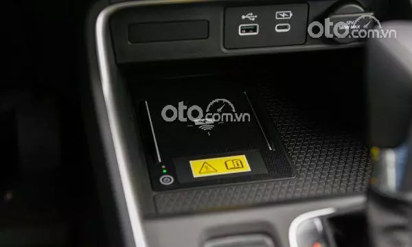 Giao xe sớm nhất toàn quốc, tháng vàng ưu đãi