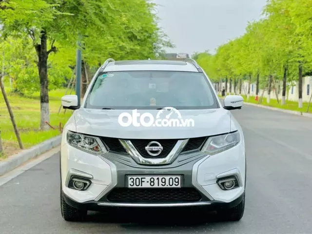 Nissan X Trail 2.5 AT 4*4 Premium 20190 Nissan X Trail 2.5 AT 4*4 Premium 20190
