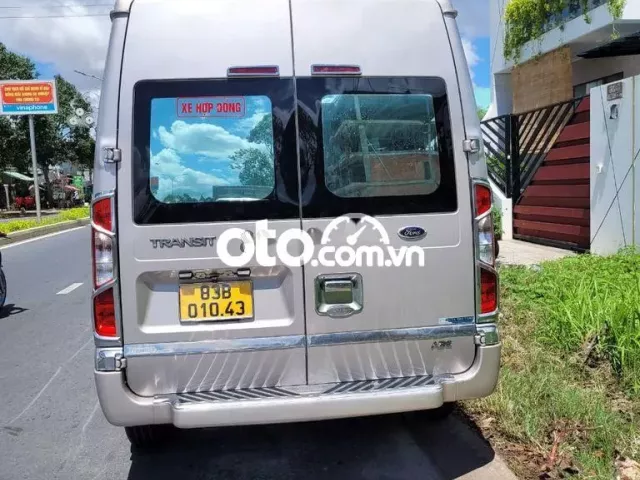 GIA ĐÌNH CẦN BÁN XE FORD TRANSIT ĐỜI 2017-BAO ĐẸP0 GIA ĐÌNH CẦN BÁN XE FORD TRANSIT ĐỜI 2017-BAO ĐẸP0