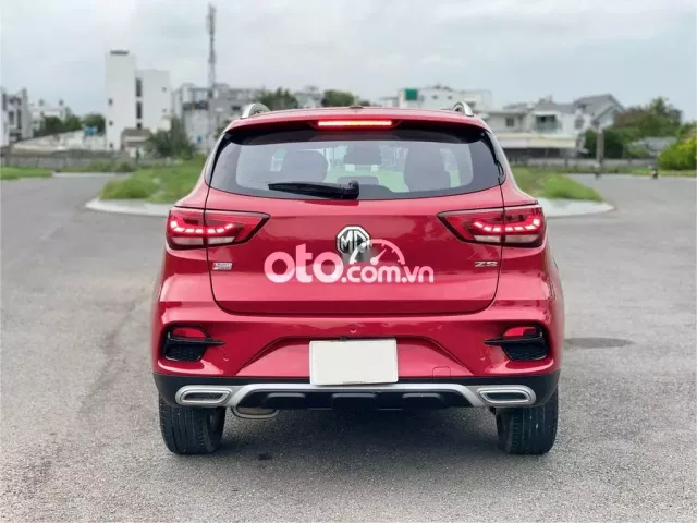 MG ZS 2021 Comfort màu đỏ có cam 360 - 39000 km0