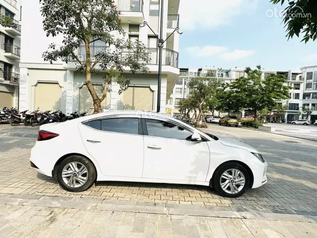 Hyundai Elantra 20220 Hyundai Elantra 20220