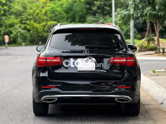GLC300 4matic siêu lướt 2019 odo có 1v7 miles0 GLC300 4matic siêu lướt 2019 odo có 1v7 miles0