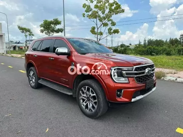 Ford Everest 4x2 20230 Ford Everest 4x2 20230