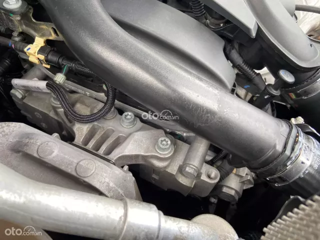 Bảo dưỡng 5000 km thay nhớt một lần miễn phí