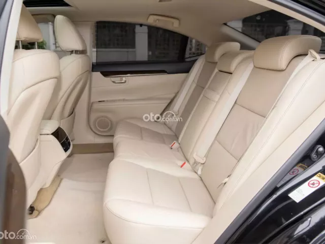 Lexus ES 350 2015 8