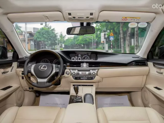 Lexus ES 350 2015 6