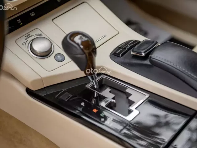 Lexus ES 350 2015 10