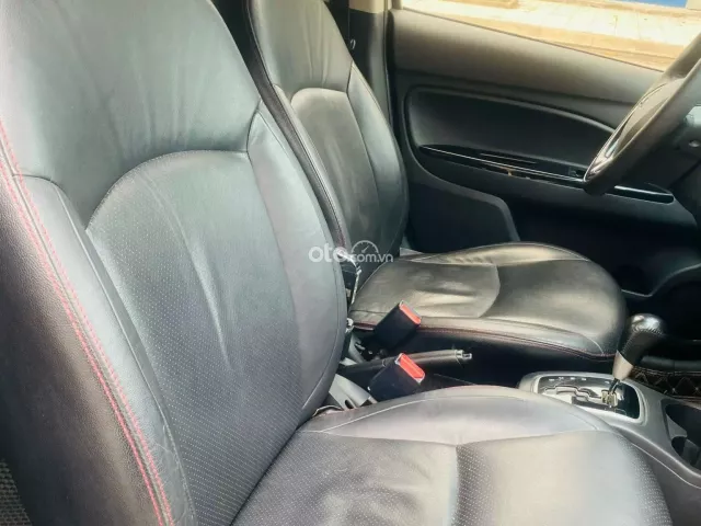 Attrage CVT 2019 bản đủ xe cá nhân