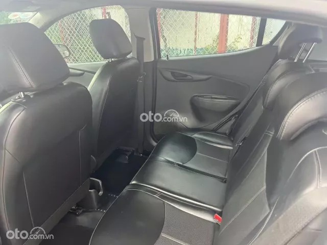 Xe zin nguyên bản