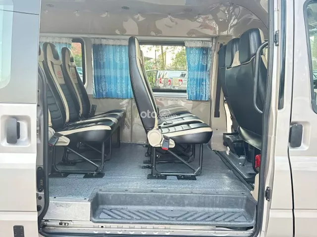 Bán Ford transit 16 chỗ, đời 2016 bản MID, xe đẹp chất