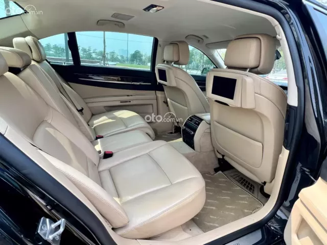 BMW 730 sx2011, đen nội thất kem, chạy hơn 8v km, chạy cực sướng