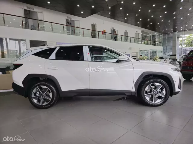 Hyundai Tucson Xăng đặc biệt 2025 Chỉ từ 270tr. Sẵn Đen, Trắng, Đỏ Giao Ngay