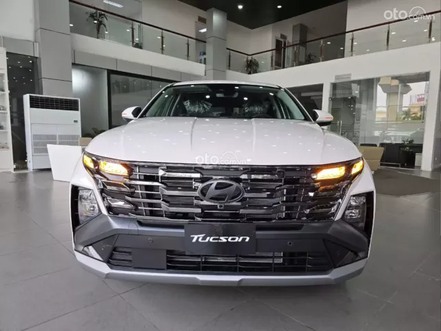 Hyundai Tucson Xăng đặc biệt 2025 Chỉ từ 270tr. Sẵn Đen, Trắng, Đỏ Giao Ngay