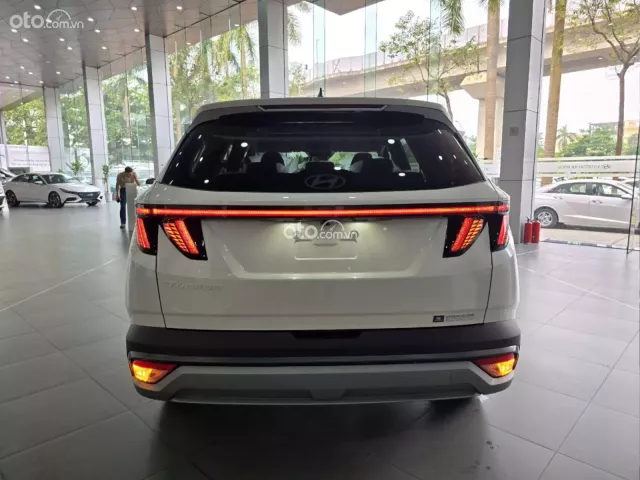 Hyundai Tucson Xăng đặc biệt 2025 Chỉ từ 270tr. Sẵn Đen, Trắng, Đỏ Giao Ngay