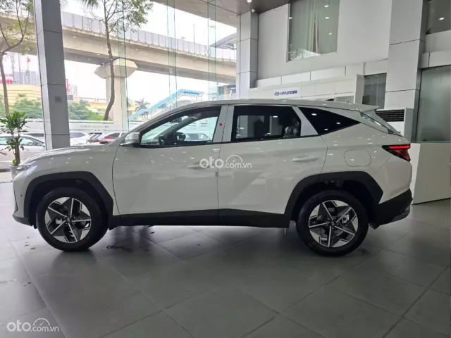 Hyundai Tucson Xăng đặc biệt 2025 Chỉ từ 270tr. Sẵn Đen, Trắng, Đỏ Giao Ngay
