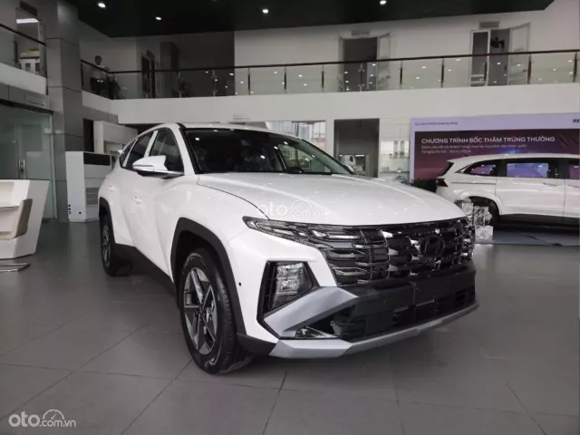 Hyundai Tucson Xăng đặc biệt 2025 Chỉ từ 270tr. Sẵn Đen, Trắng, Đỏ Giao Ngay