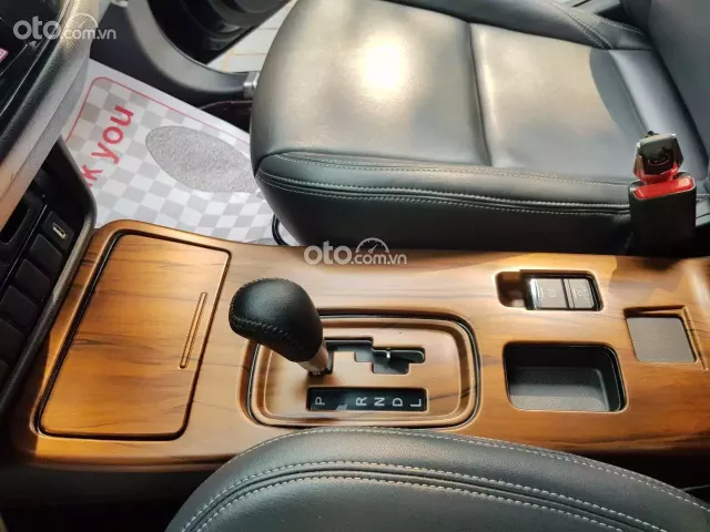Bán MITSUBISHI OUTLANDER 2.0AT sản xuất và đăng ký 2021