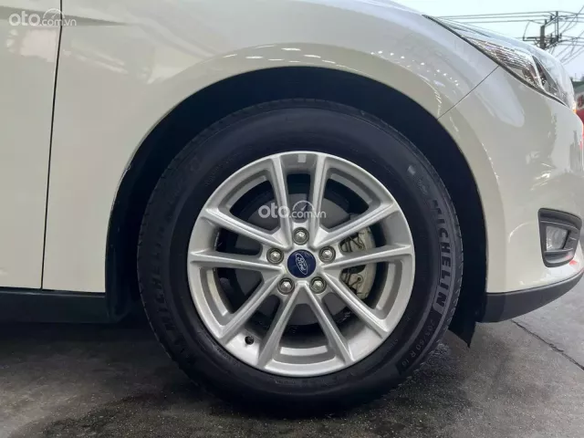 Ford Focus 2019 8