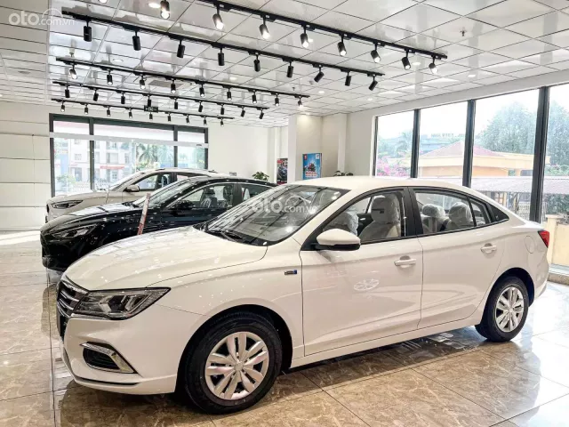 MG 5 1.5L MT 2025
