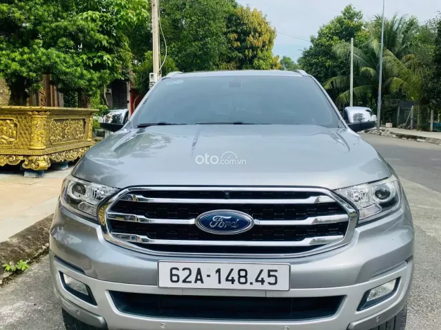 Ford Everest Titanium 2.0 4x2AT 2019