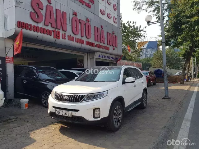 Bán Kia Sorento 2.4AT sx 2017 đăng ký 2018 xe tư nhân chính chủ đi rất ít