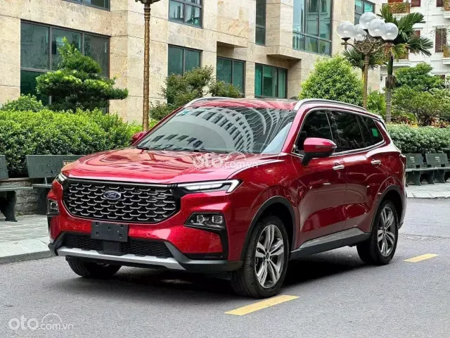 Ưu đãi đặc biệt trong T4: Giá cực tốt, sẵn xe giao ngay