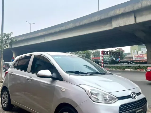 Xe đẹp, trang bị Full option, giá tốt sang tên ngay