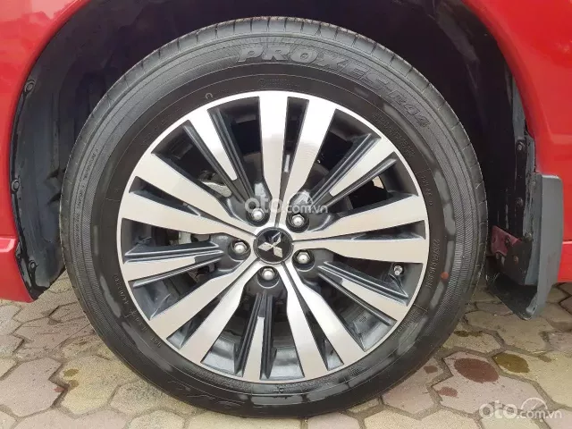 Mitsubishi Outlander 2.0 CVT Premium 2023 7