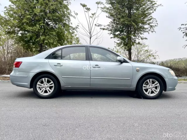 Bán xe Huyndai Sonata sản xuất năm 2009, nhập khẩu Hàn Quốc đăng ký tên tư nhân, biển Hà Nội