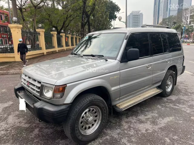 Mitsubisi Pajero 3.0 MT 4WD 20020 Mitsubisi Pajero 3.0 MT 4WD 20020