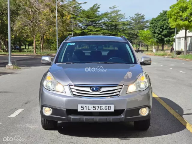 Số tự động, máy xăng AWD, màu xám