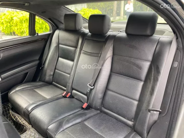 Mercedes-Benz S63 2007 8