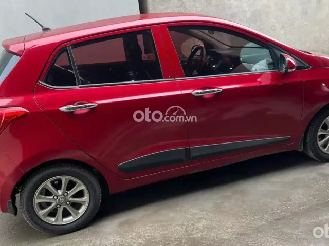 Hyundai i10 tự động, i10 giá rẻ, i10 tự động màu đỏ