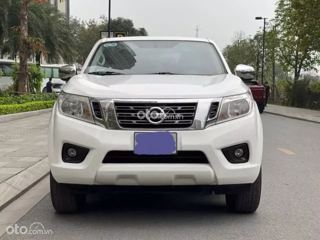 Xe cá nhân 5 chỗ máy dầu