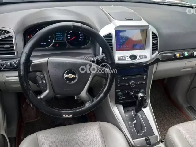 Xe 7 chỗ đẹp, trang bị nhiều đồ, giá thương lượng