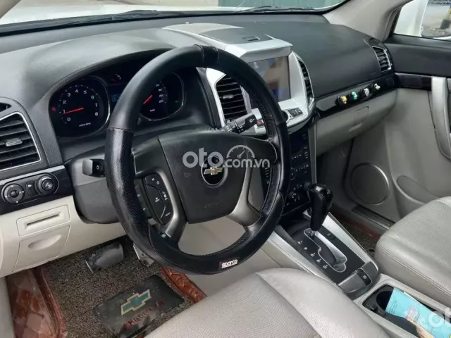 Xe 7 chỗ đẹp, trang bị nhiều đồ, giá thương lượng