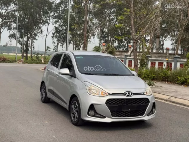 Xe 1 chủ từ mới, giá tốt, đủ hồ sơ sang tên