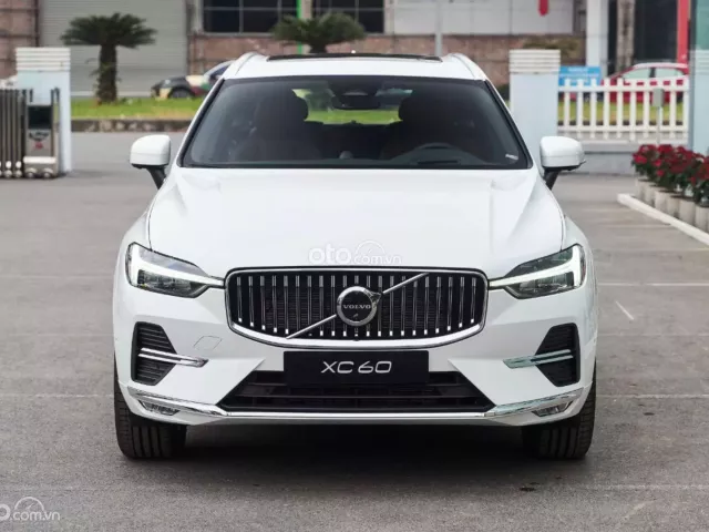 Volvo XC60 2025