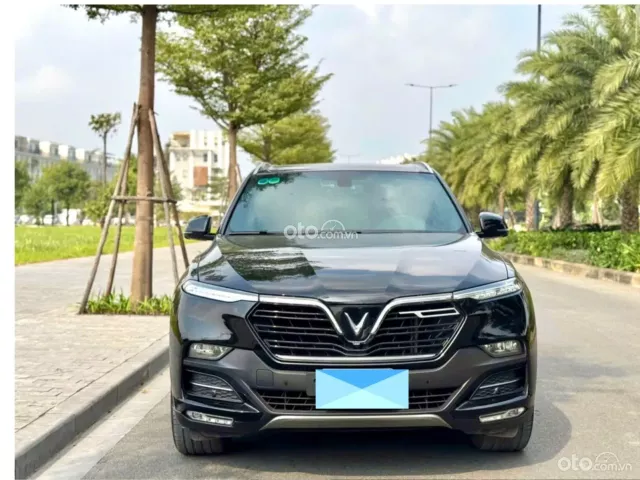 Xe có cốp điện 13 loa sạc không dây