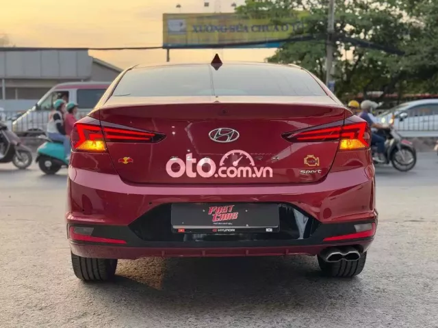 Hyundai Elantra Sport 2019 siêu đẹp xe zin