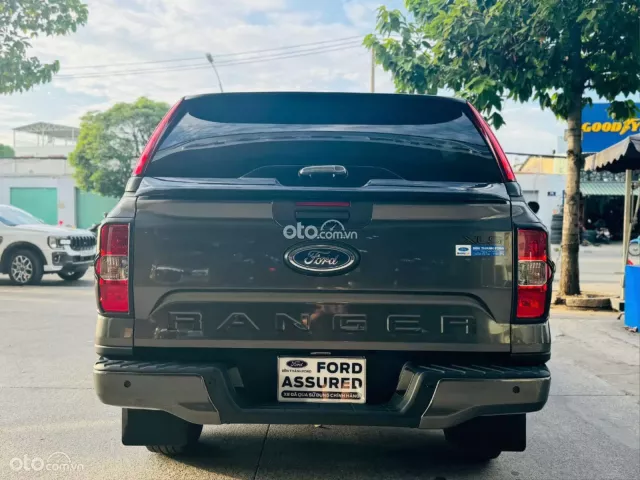 Bán tải số sàn 1 cầu chuyên chở hàng giá hợp lý, đi lướt