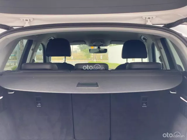 Một chủ từ đầu biển tỉnh