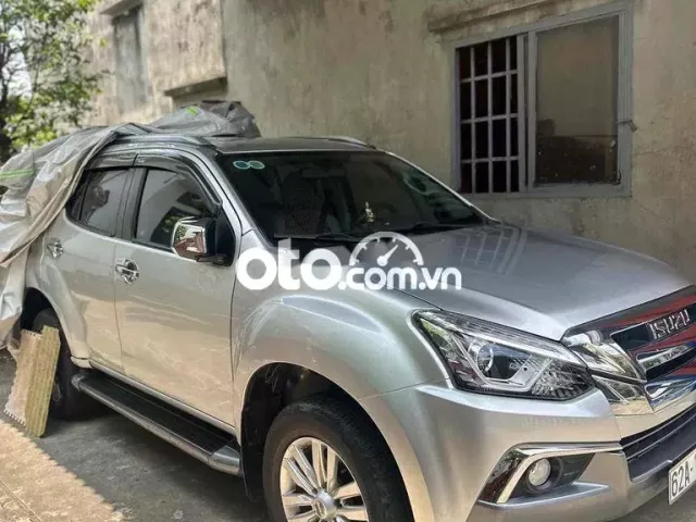 Isuzu Mu X 2018 - xe gia đình 1 chủ ít đi