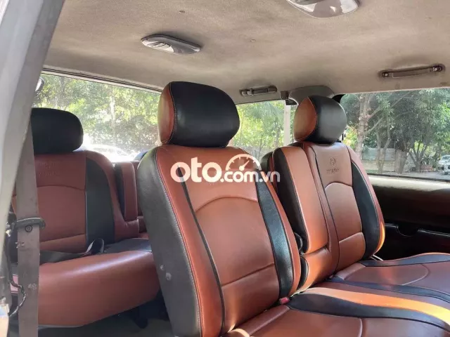 Hyundai Starex 2007 máy dầu 9 chổ