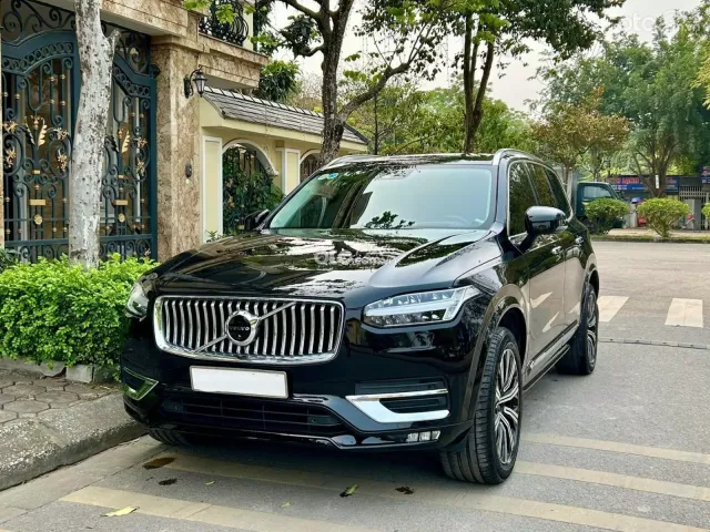 CHIẾC XE GIA ĐÌNH RỘNG RÃI - XC90