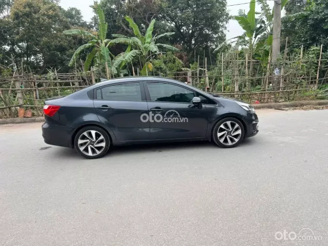 Sedan số tự động đời 2015, xe nhập khẩu tên tư nhân biển 30. Xe đẹp tắt nắng, zin về máy số k
