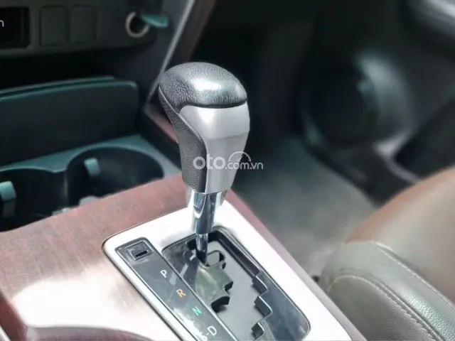 Toyota Fortuner 2.4G 4x2 AT 2019