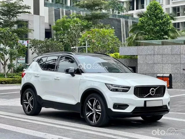 MODEL 2020 MỘT CHỦ TỪ MỚI