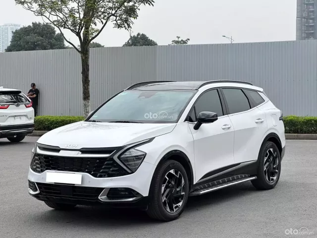 Xe chạy 940km